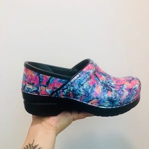 Dansko Women’s Profesional Mule